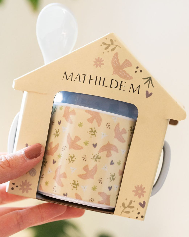 Coffret goûter pour bébé avec gobelet ergonomique et cuillère