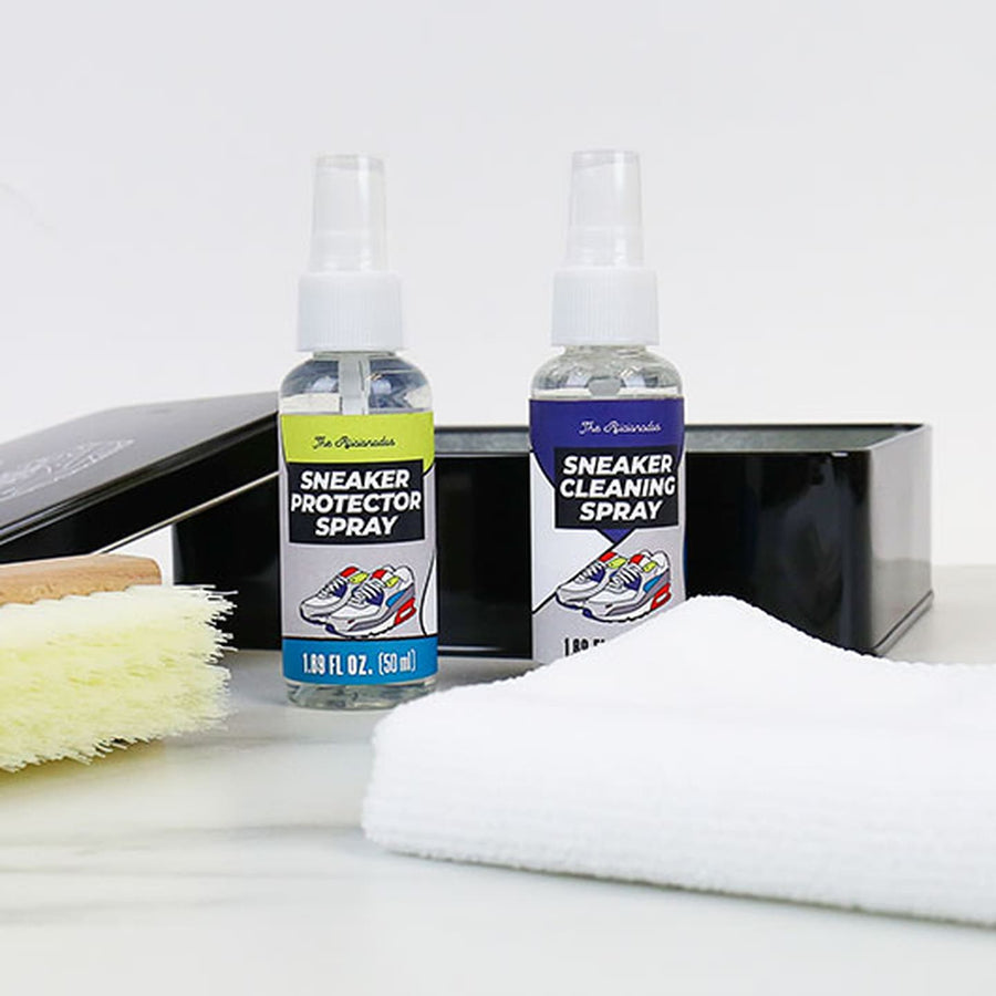 Kit d'entretien pour baskets avec brosse et nettoyant