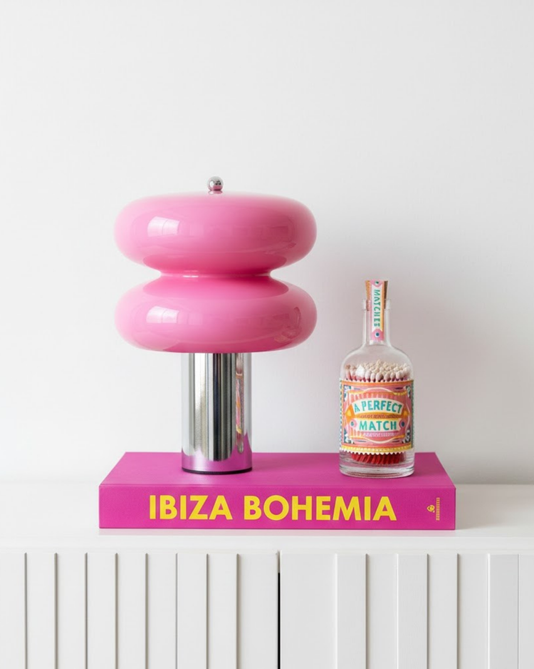 Bouteille d'allumettes avec design coloré et bâtonnets dorés