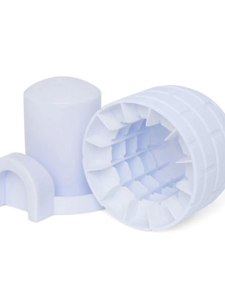 Moule à glaçons igloo avec détails en relief et forme originale