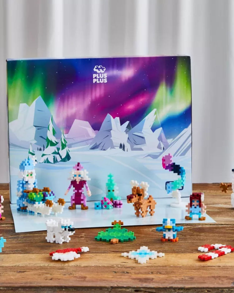 Calendrier de l'Avent Plus-Plus avec pièces colorées en forme de blocs