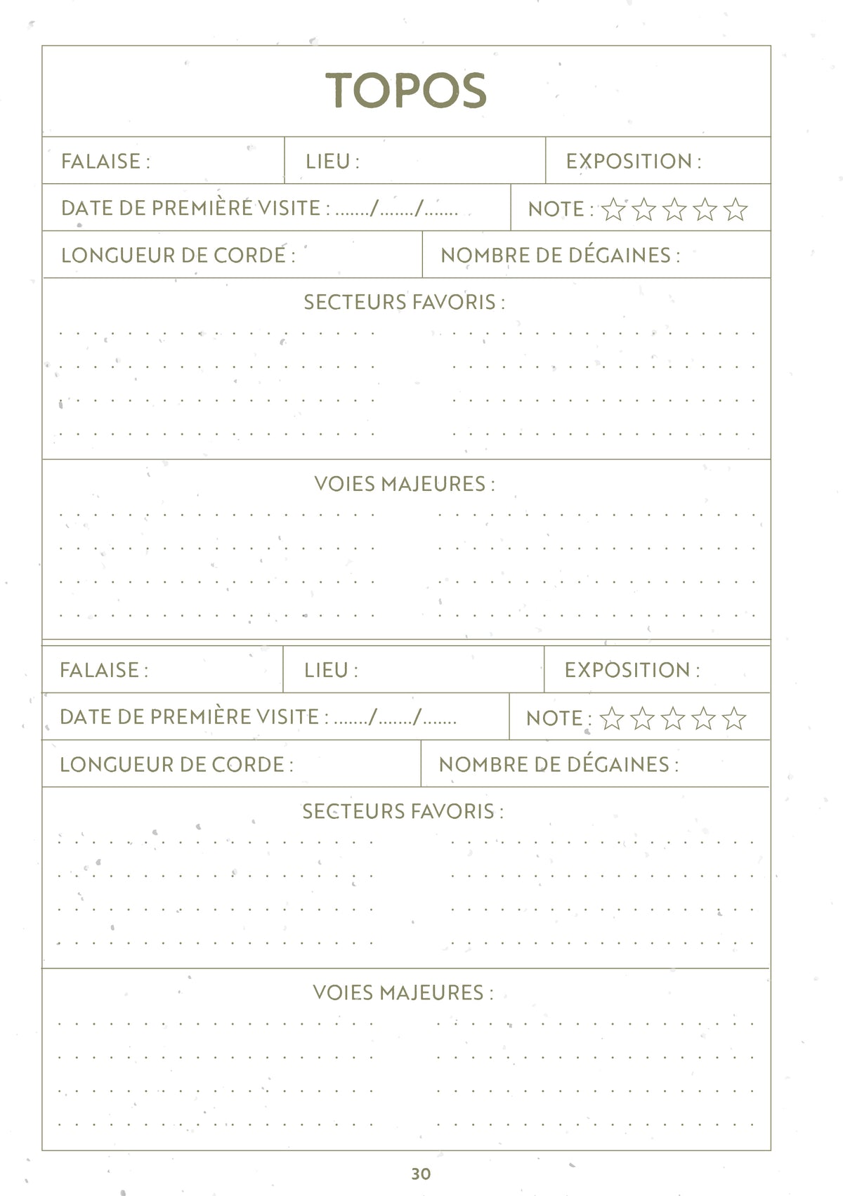 Carnet d'escalade ouvert, pages blanches et couverture texturée.