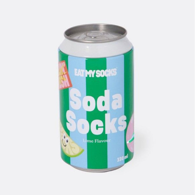 Chaussettes vert lime avec motif trompe l'œil de canette de soda.