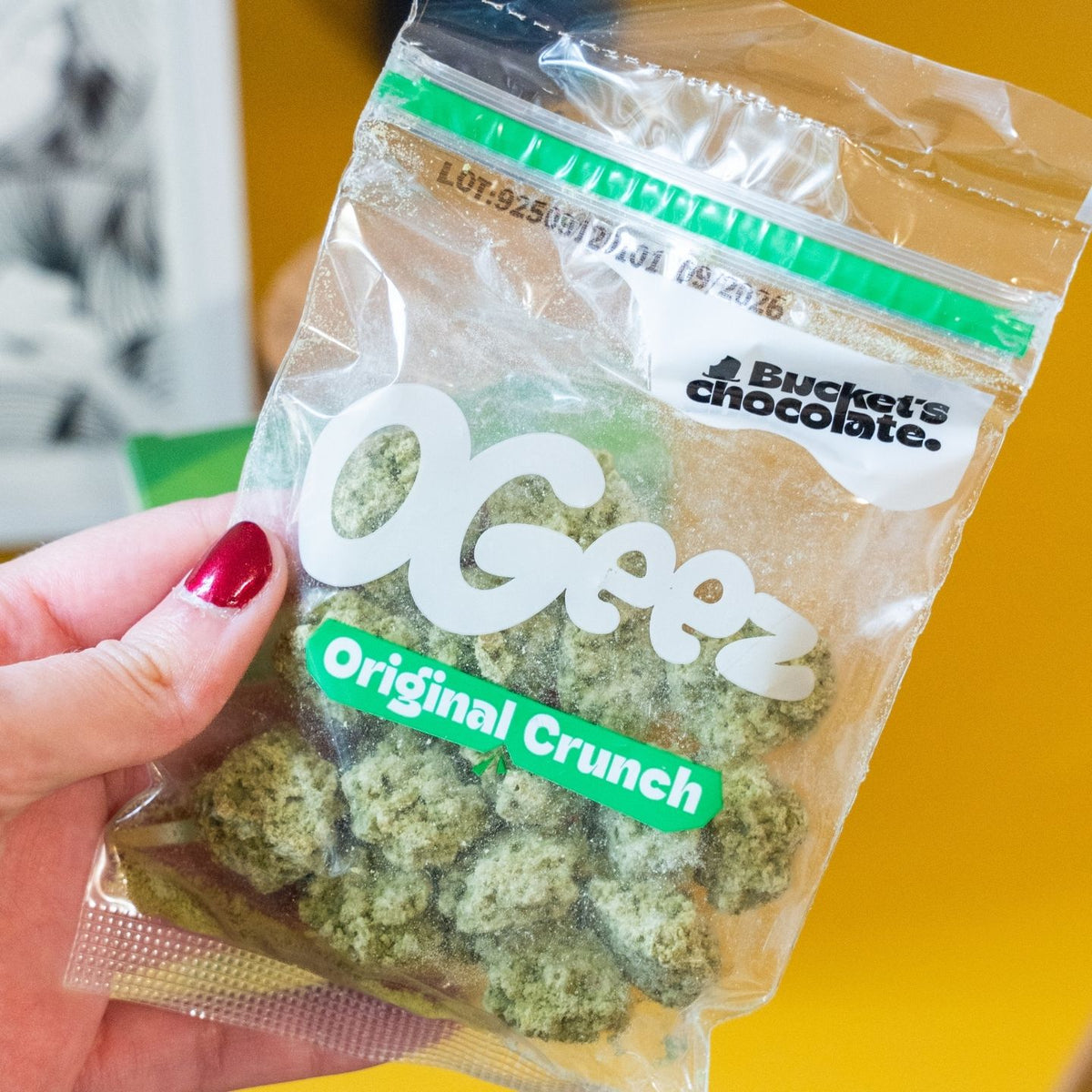 Pochon de chocolat Ogeez Krunch avec riz soufflé et thé Matcha