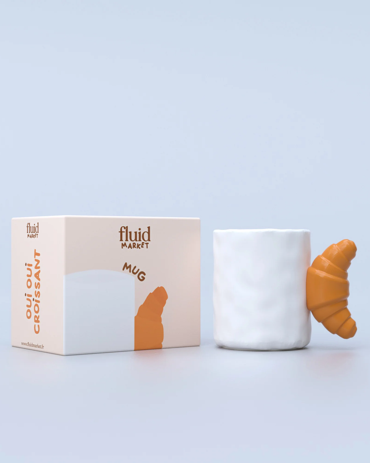 Mug avec poignée en forme de croissant, vue de côté.