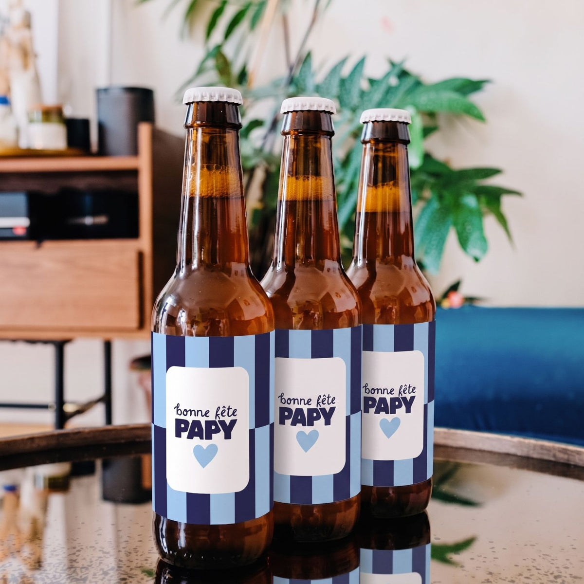 Bière Bonne fête Papy avec étiquette festive et dorée