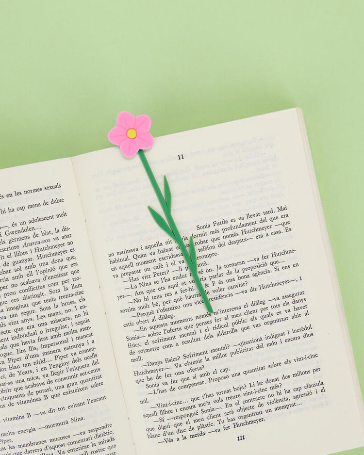Marque-page Wild Rose avec fleur d’églantine en plastique