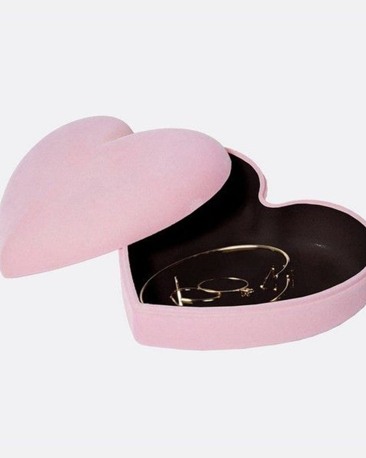 Boîte à bijoux en velours rose en forme de cœur, vue de dessus