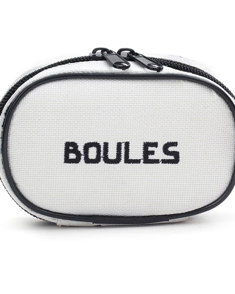 Mini boules lestées en gros plan, texture lisse et brillante