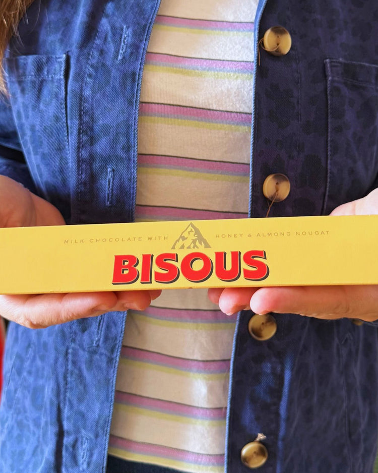 Toblerone Bisous avec emballage coloré et logo distinctif