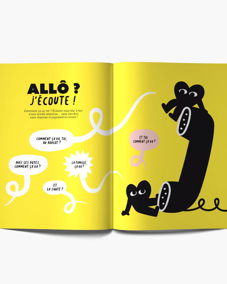 Livret à remplir pour couples, ouvert avec pages blanches