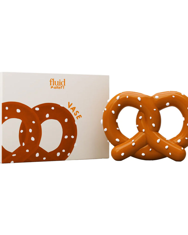 Vase en forme de bretzel avec texture réaliste et détails