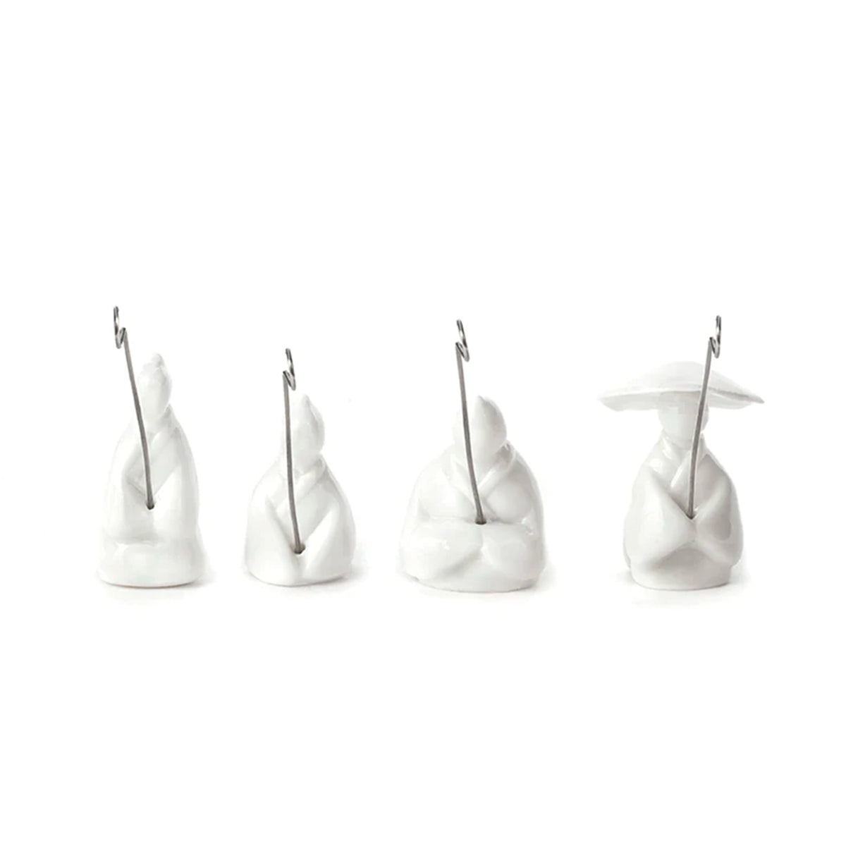 Porte-sachets de thé en forme de pêcheurs, vue de face.