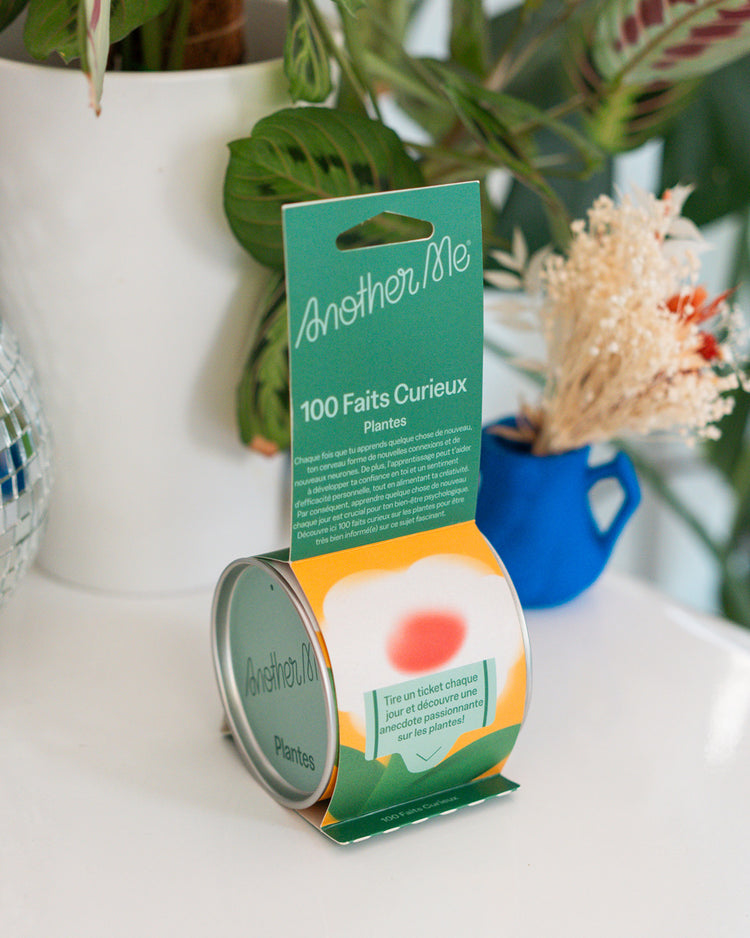 Couverture du livre avec illustrations de plantes variées.