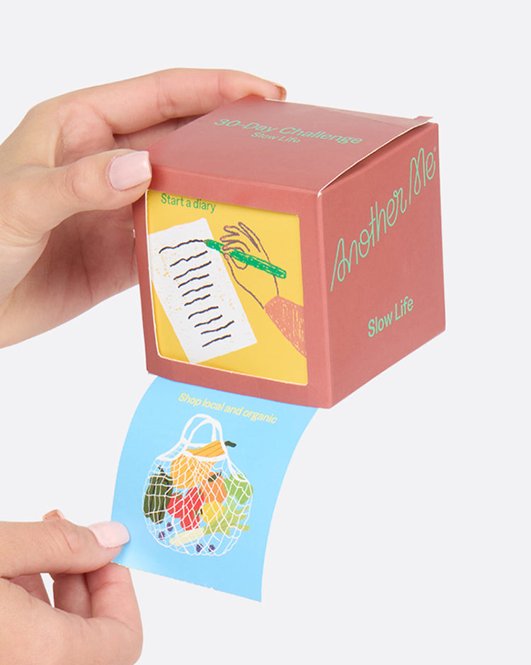 Détails des tickets de défi Slow Life sur fond clair.