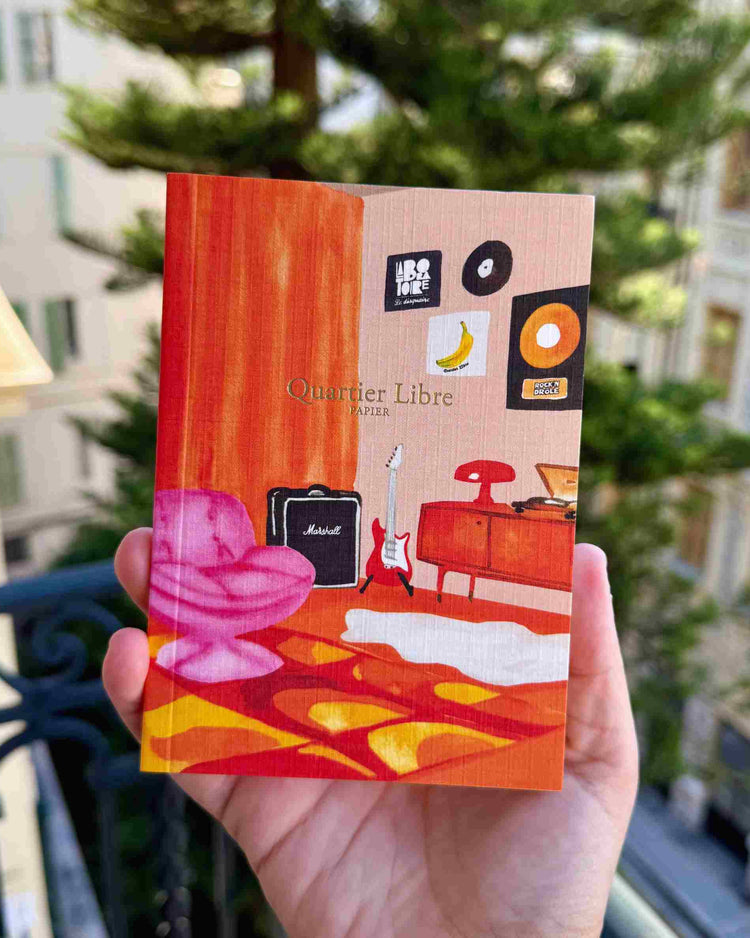 Petit carnet rétro 1967 avec couverture toilé et dorure