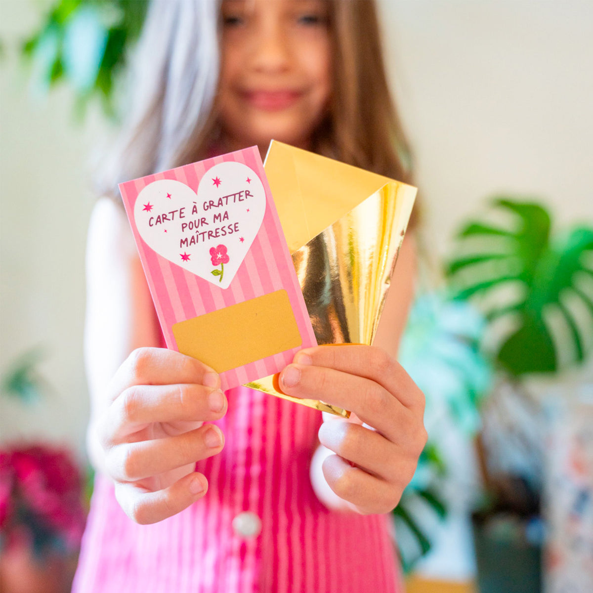 Carte à gratter avec message de remerciement pour la maîtresse