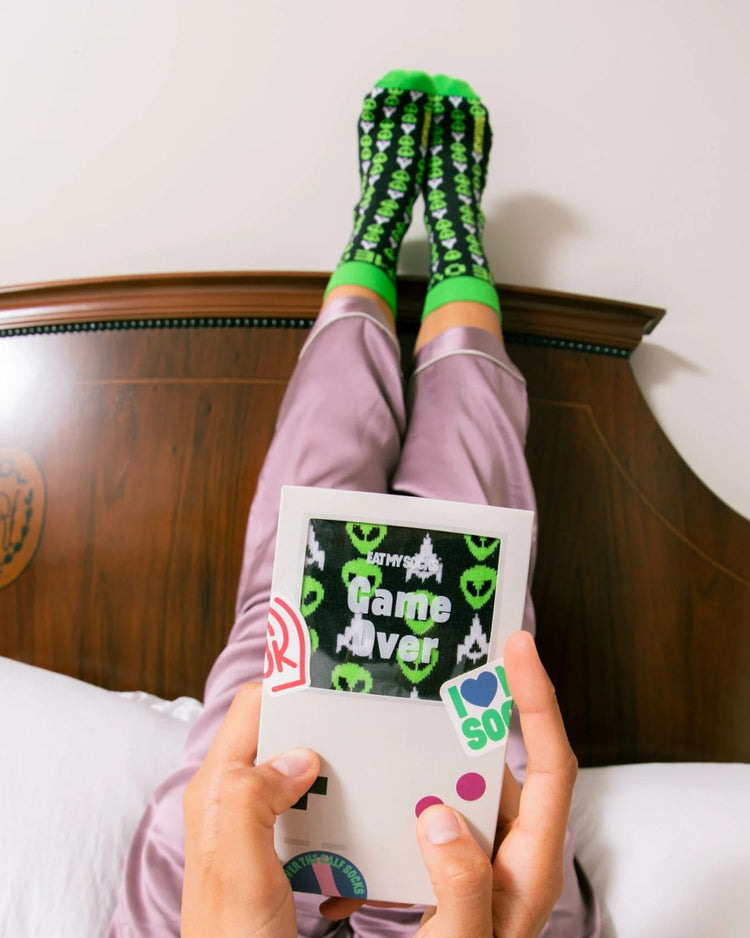Chaussettes à motif Game Boy avec détails pixelisés