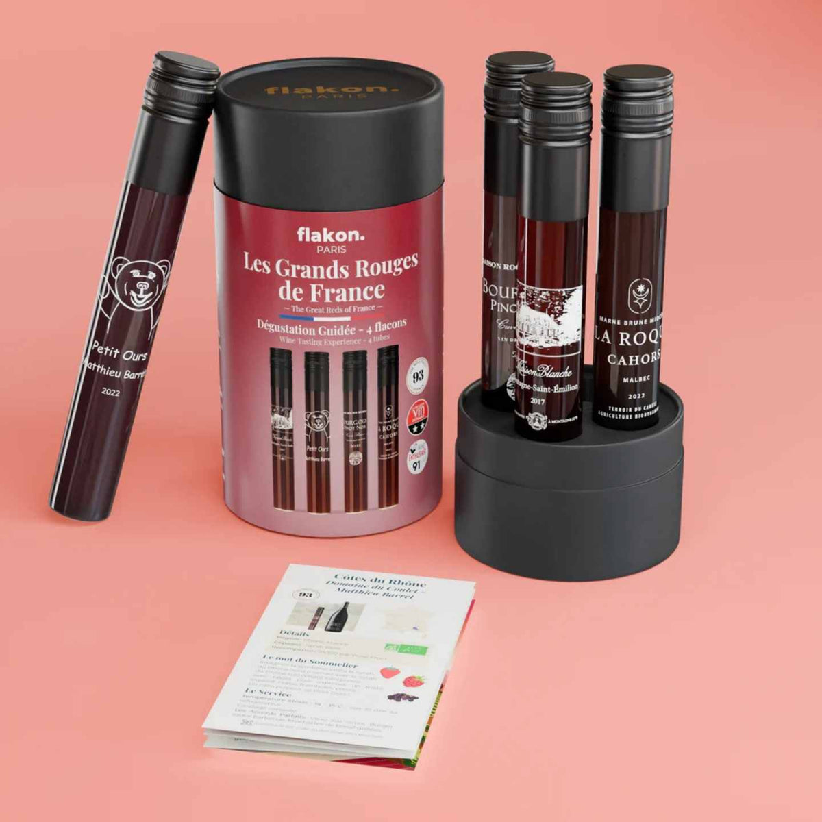 Coffret de grands crus avec flacons élégants en présentation