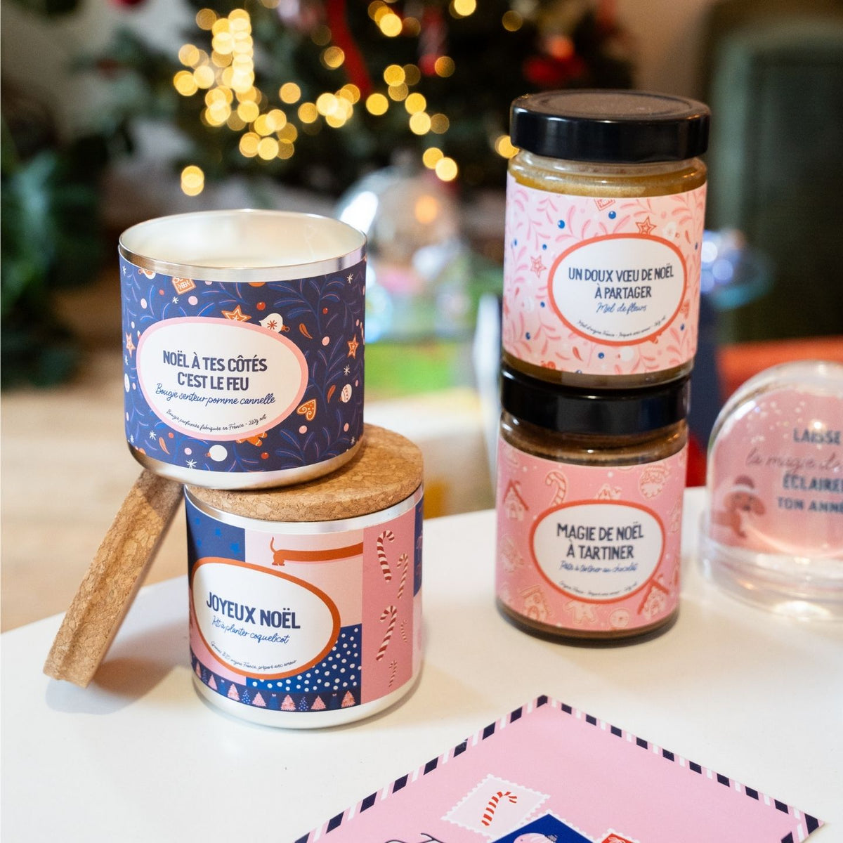 Kit à planter Joyeux Noël avec graines de trèfle en vue rapprochée