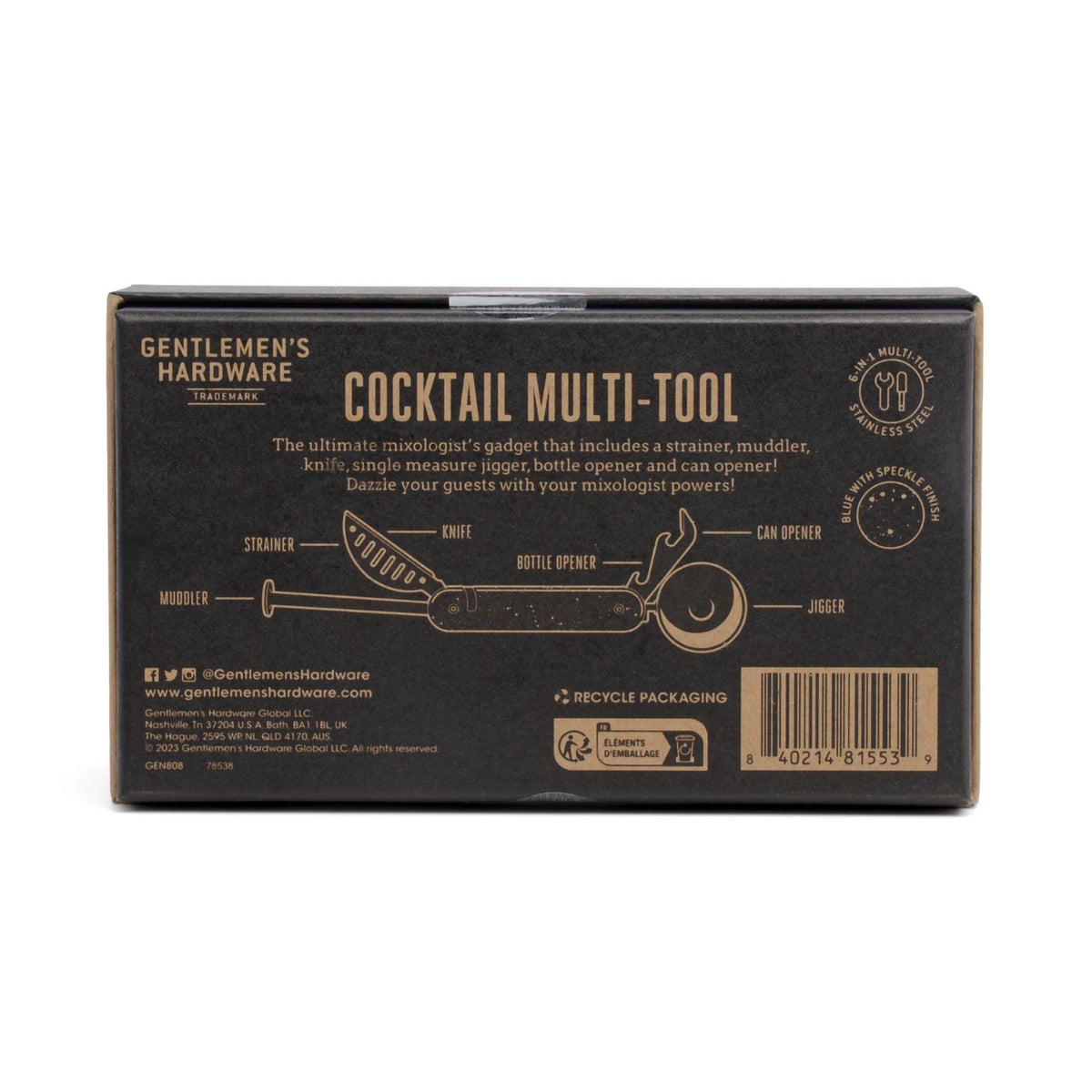 Kit de création de cocktails avec accessoires variés sur fond clair.