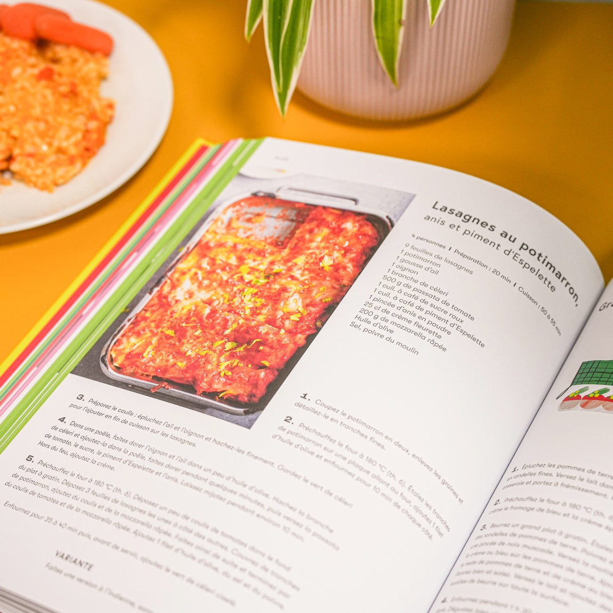 Livre de recettes végétariennes avec une couverture colorée.