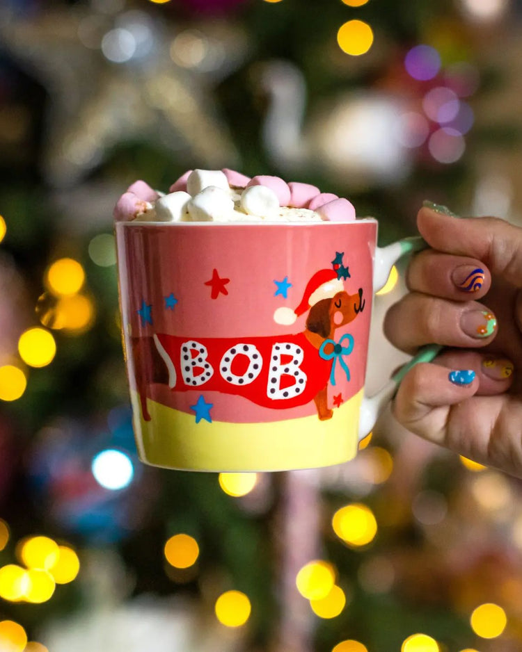 Mug festif avec Bob le teckel en costume de Noël