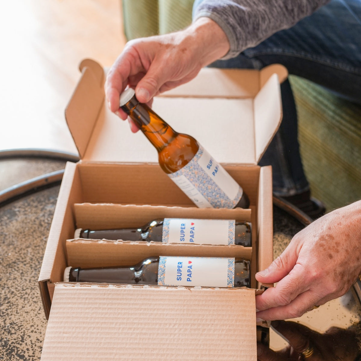 Bière personnalisée avec motif coloré et message unique
