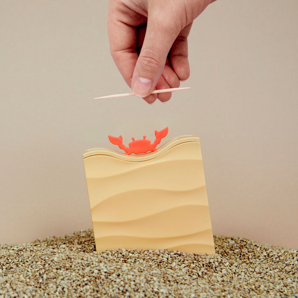 Porte cure-dents en forme de crabe avec pinces ouvertes