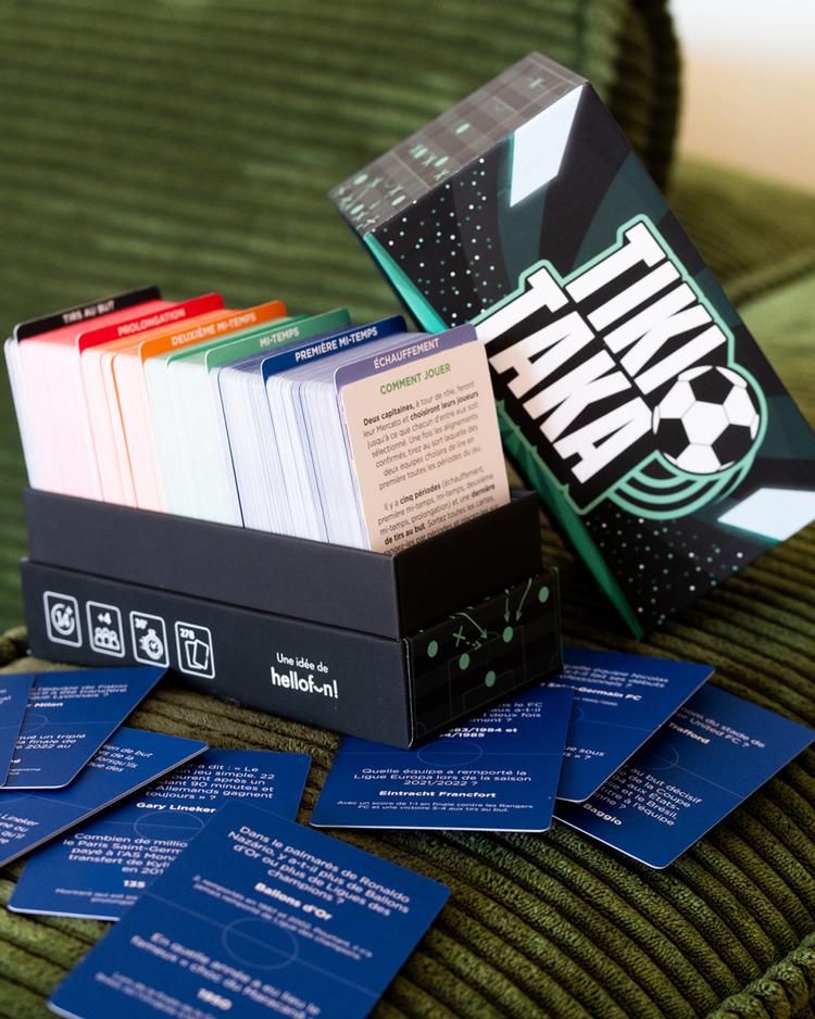 Jeu de cartes Tiki Taka avec illustrations de joueurs de foot