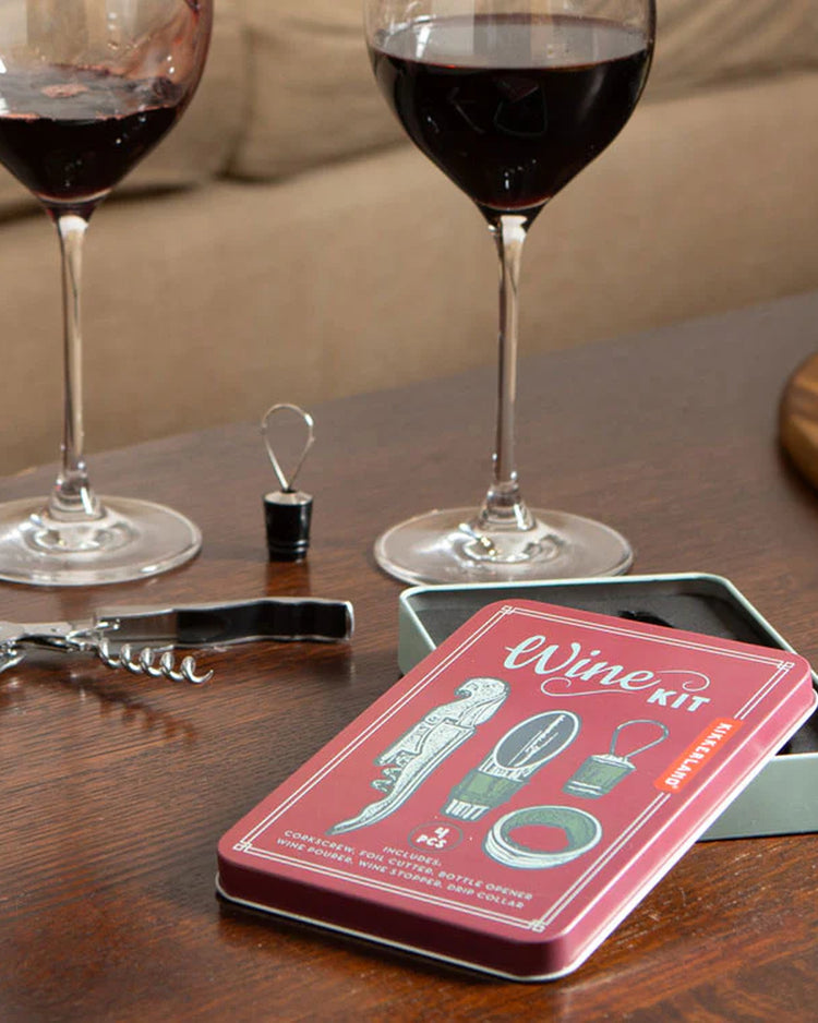 Kit de vin en métal avec accessoires élégants et pratiques