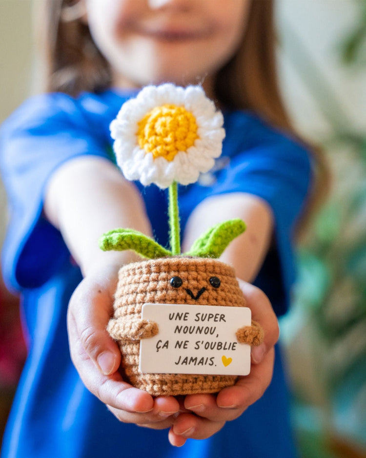 Peluche Marguerite avec message pour nounou, vue de face