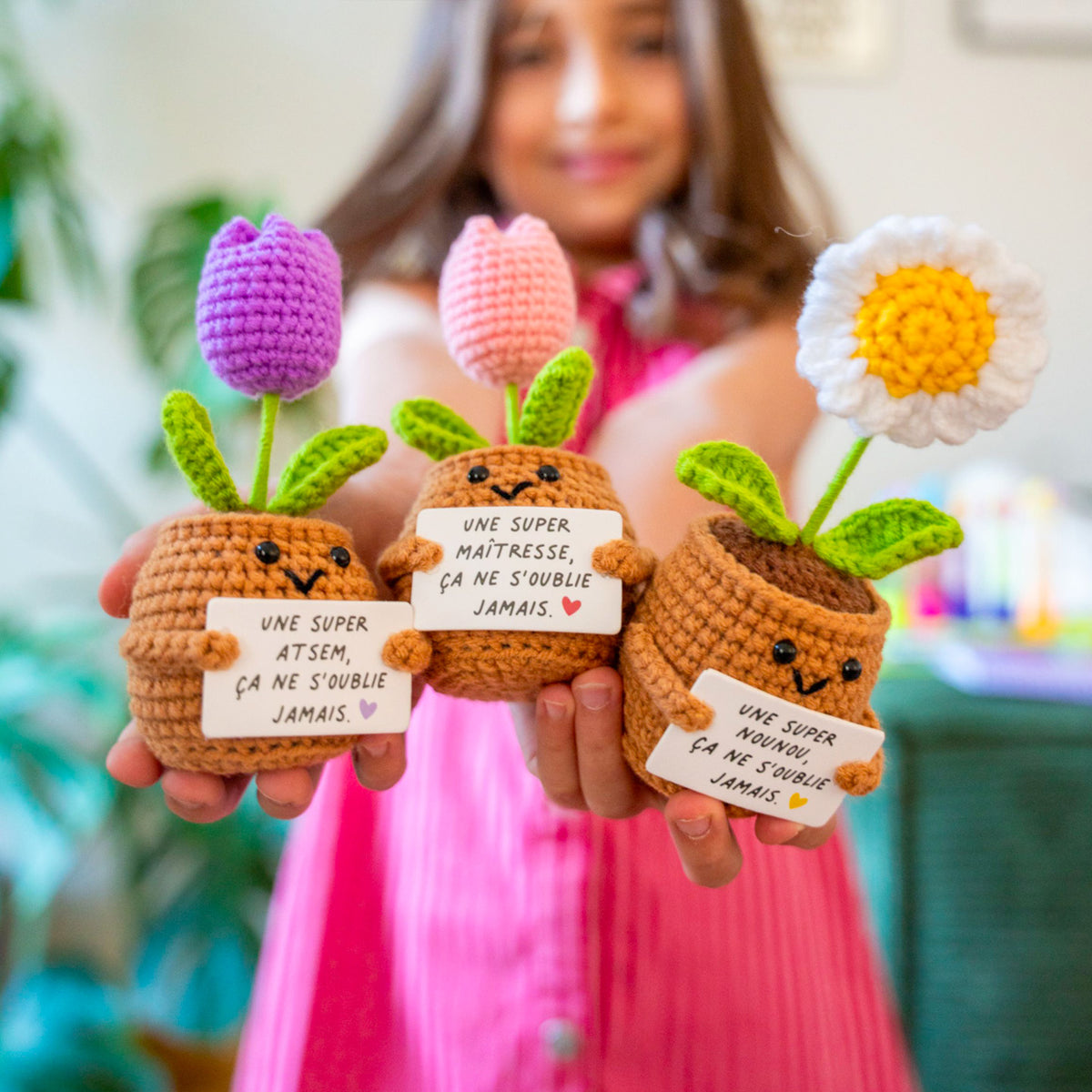 Peluche Marguerite avec message doux pour nounou, vue de face