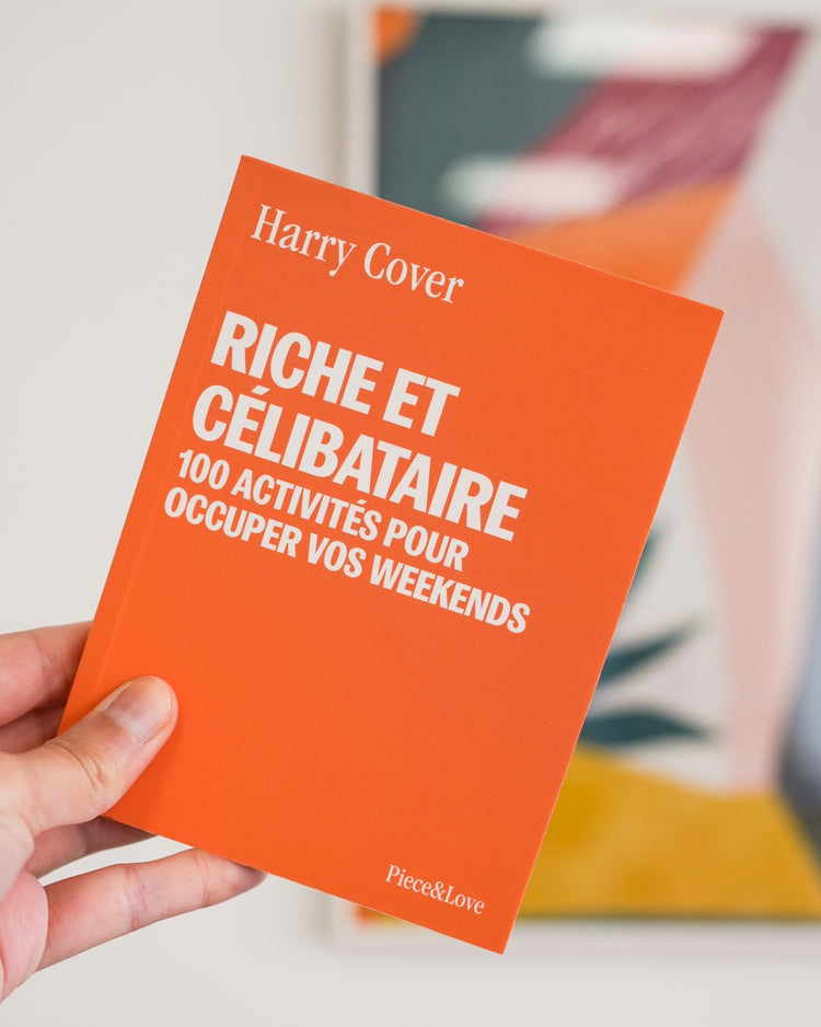 Couverture du carnet avec un design humoristique et coloré.