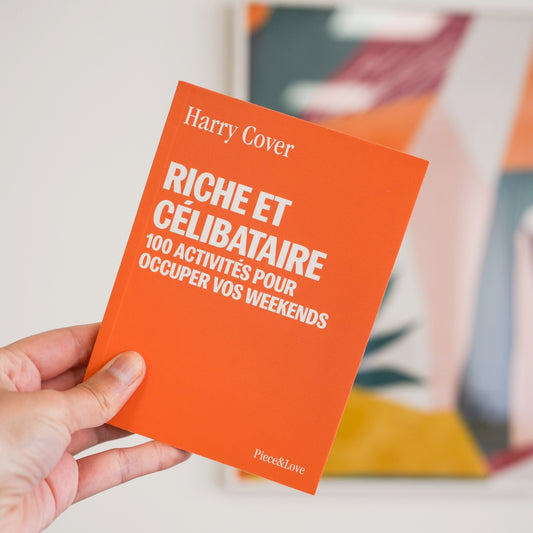 Couverture du carnet avec un design humoristique et coloré.