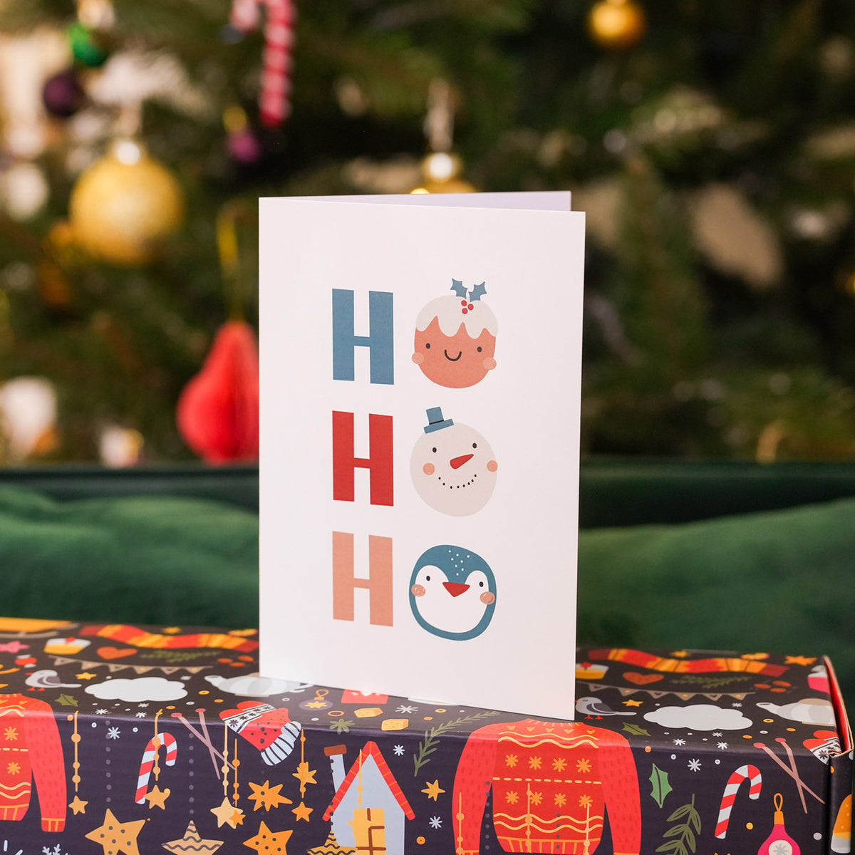 Carte de Noël avec motif givré et texte 'Ho Ho Ho'