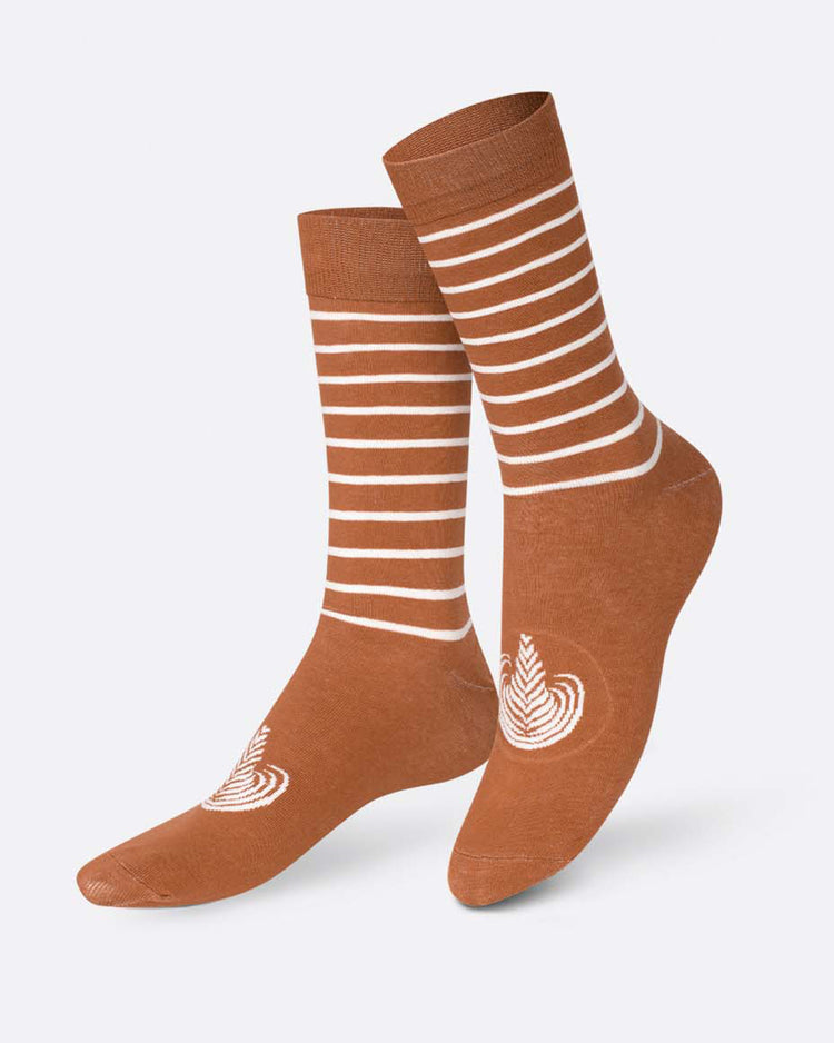 Chaussettes couleur café latte avec motif de mousse