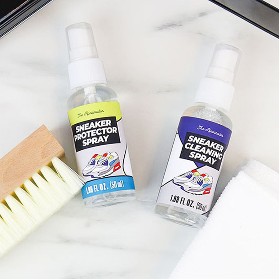 Kit d'entretien pour baskets avec brosse et nettoyant