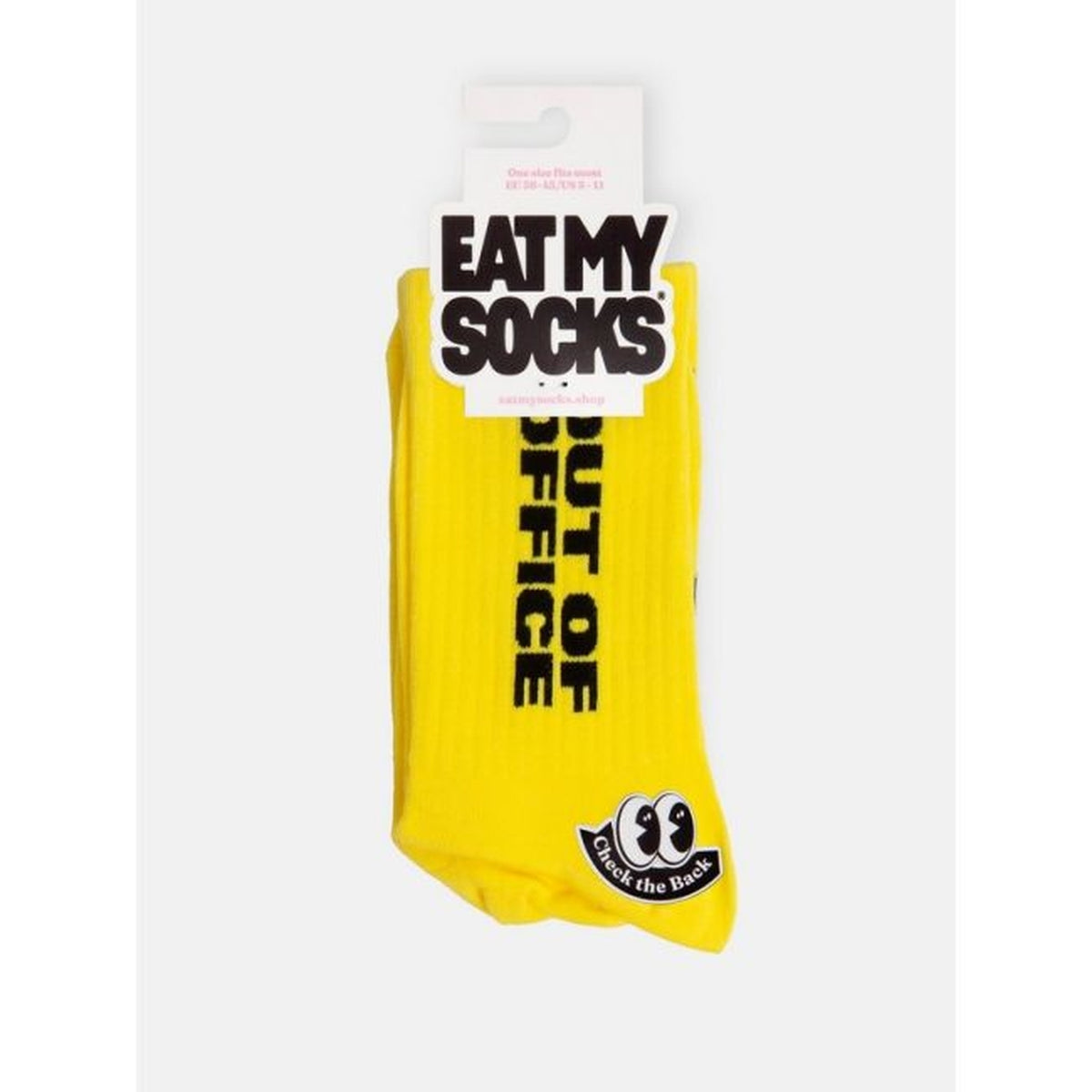 Chaussettes 'Out of office' avec message humoristique en gros plan