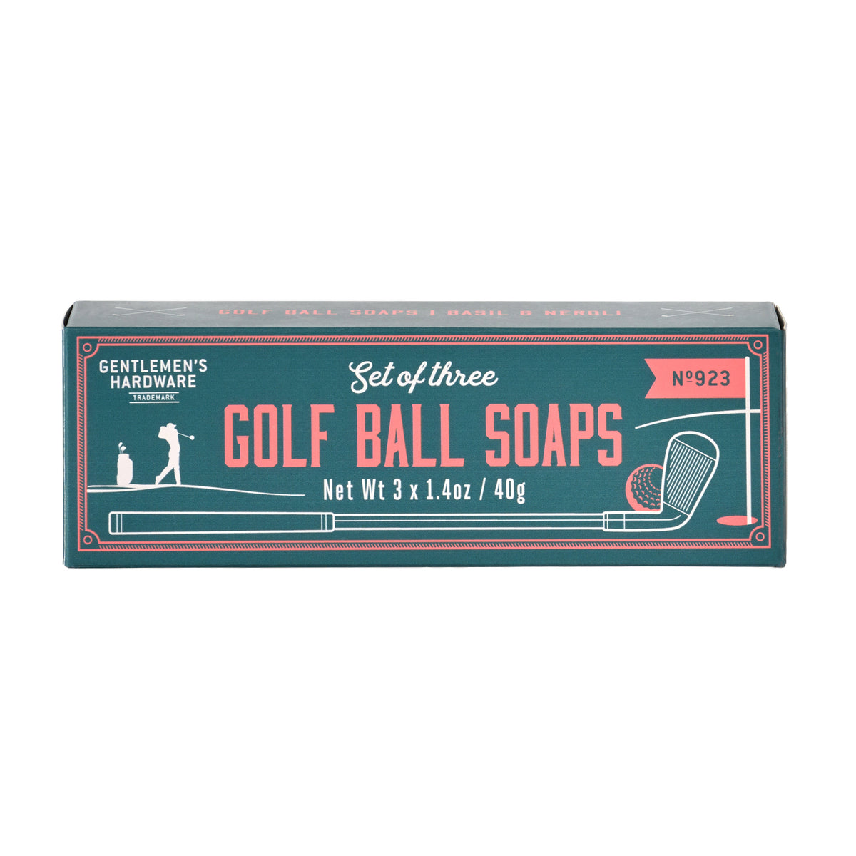 Trois savons en forme de balle de golf sur fond blanc
