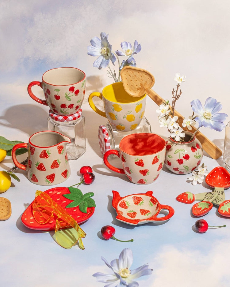 Vide poche motif fraise avec texture douce et arrondi