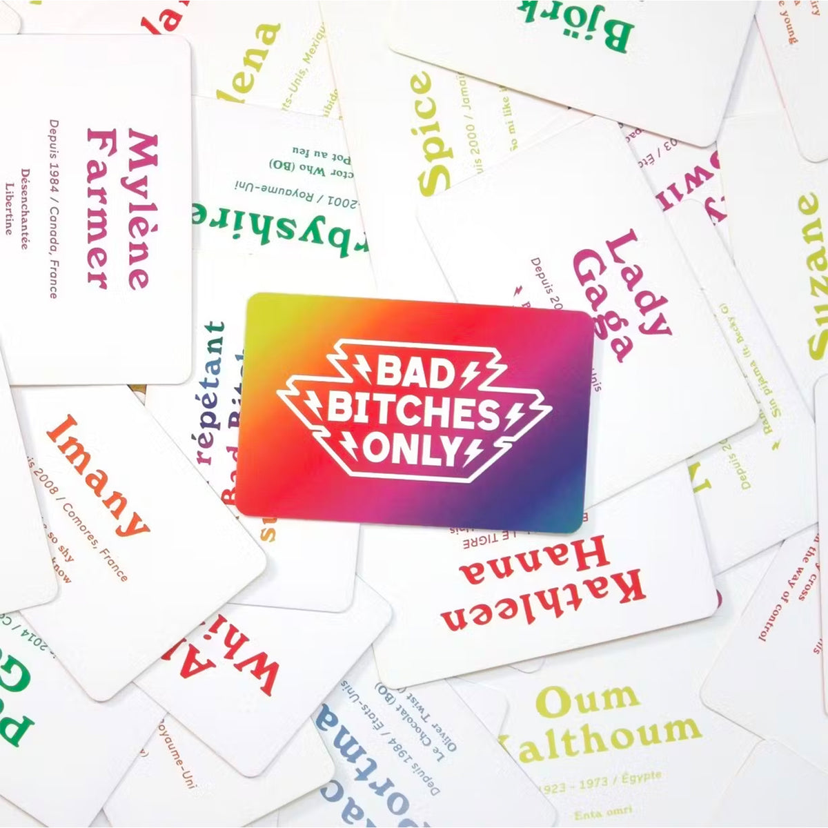 Boîte du jeu Bad Bitches Only avec illustrations colorées.