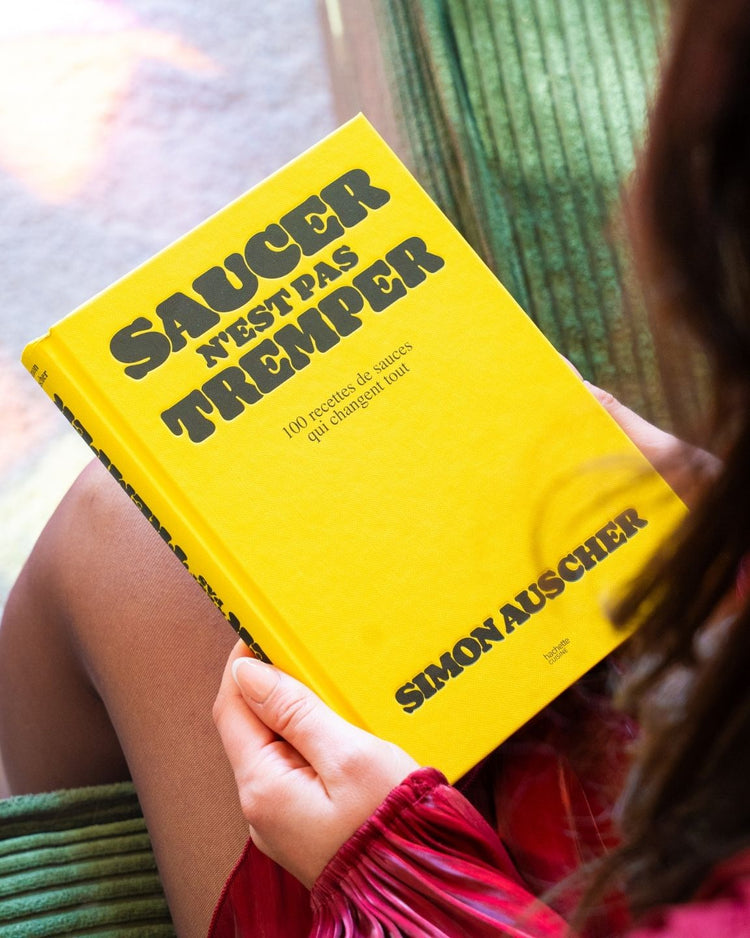 Couverture du livre avec des illustrations de sauces colorées
