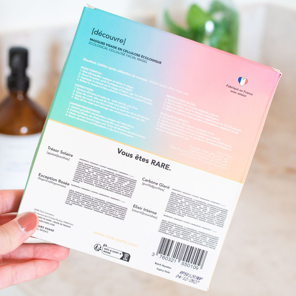 Coffret de 4 masques en tissu RARE Paris, vue de face.