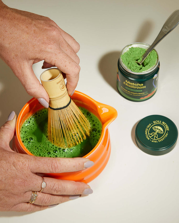 Matcha aux champignons en poudre avec texture fine et légère