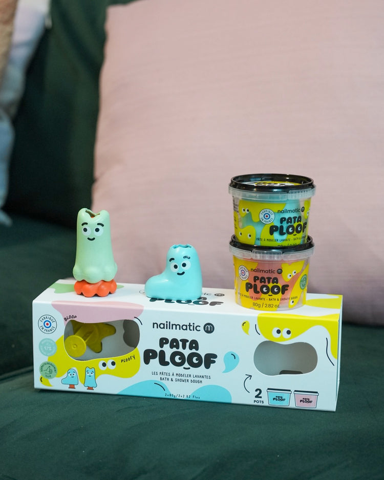 Coffret de pâtes à modeler lavantes avec figurines colorées