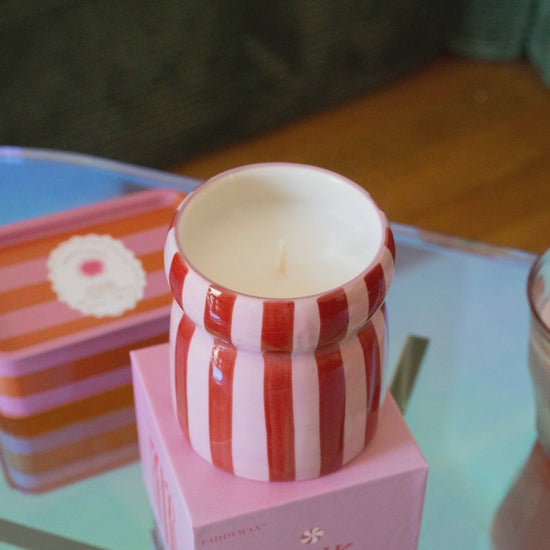 Vidéo de présentation de la bougie Color Pop à rayures