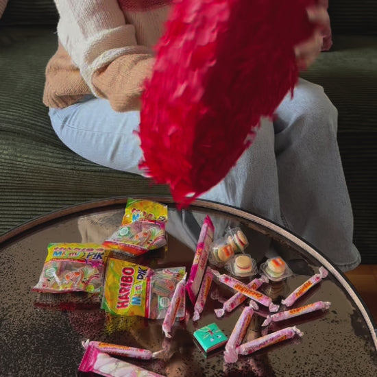 Vidéo de présentation de la Pinata personnalisée à composer avec des bonbons