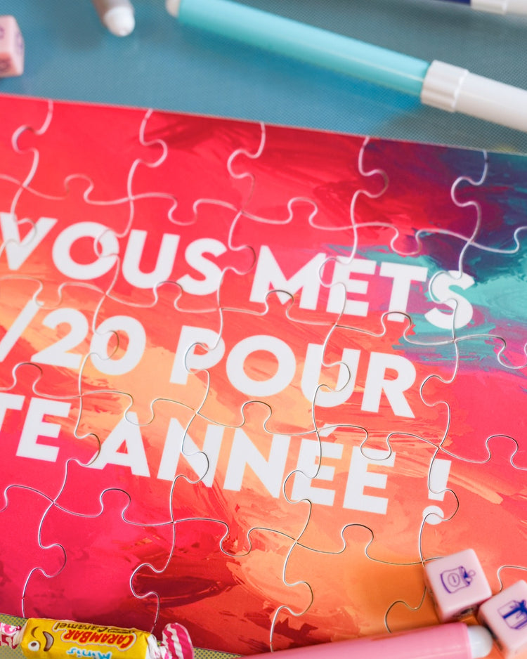 Puzzle coloré de 35 pièces avec motifs d'école