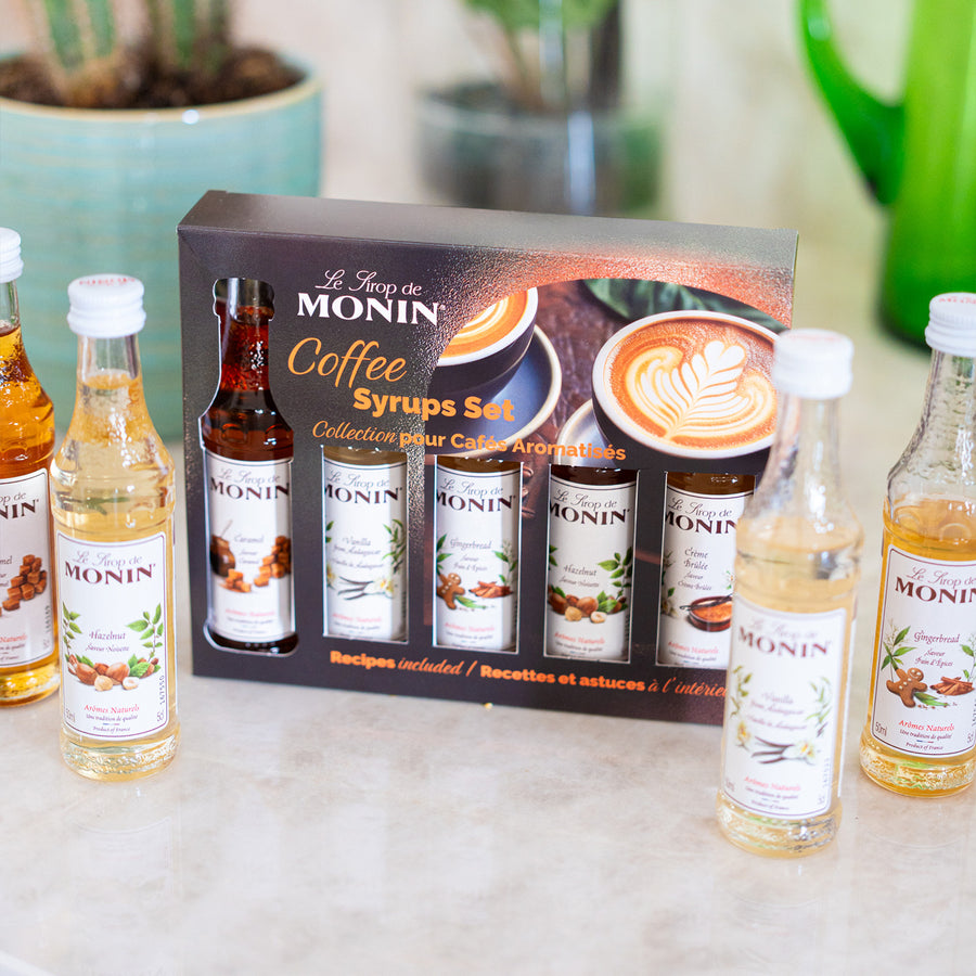 Coffret de 5 sirops pour cafés avec étiquettes colorées